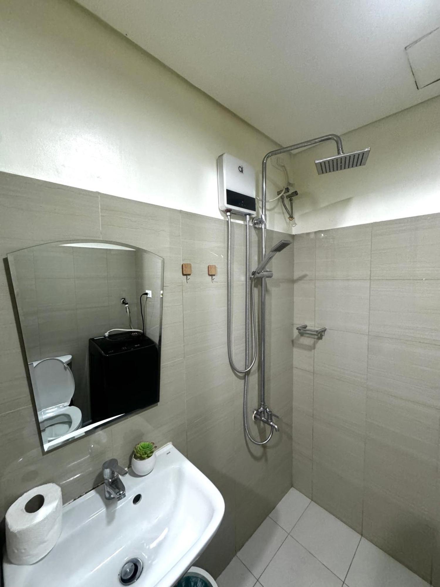 Cloud Place Shore 2 Residences *