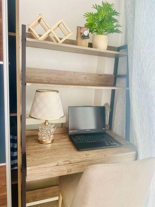 Apartment Lavish Loft At Shore 1 Manila