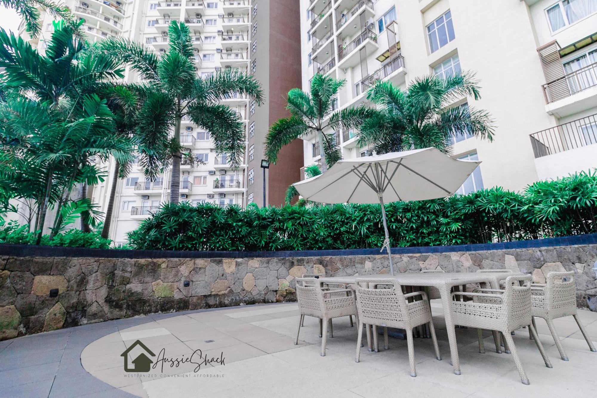 Aussie Shack - 2br Modern With Skyline View Apartment *