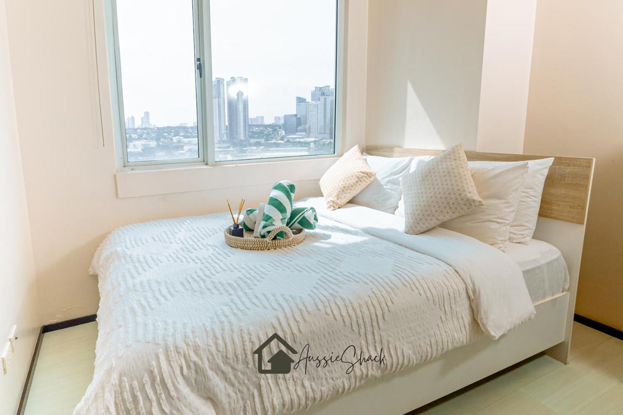 Aussie Shack - 2br Modern With Skyline View Apartment *