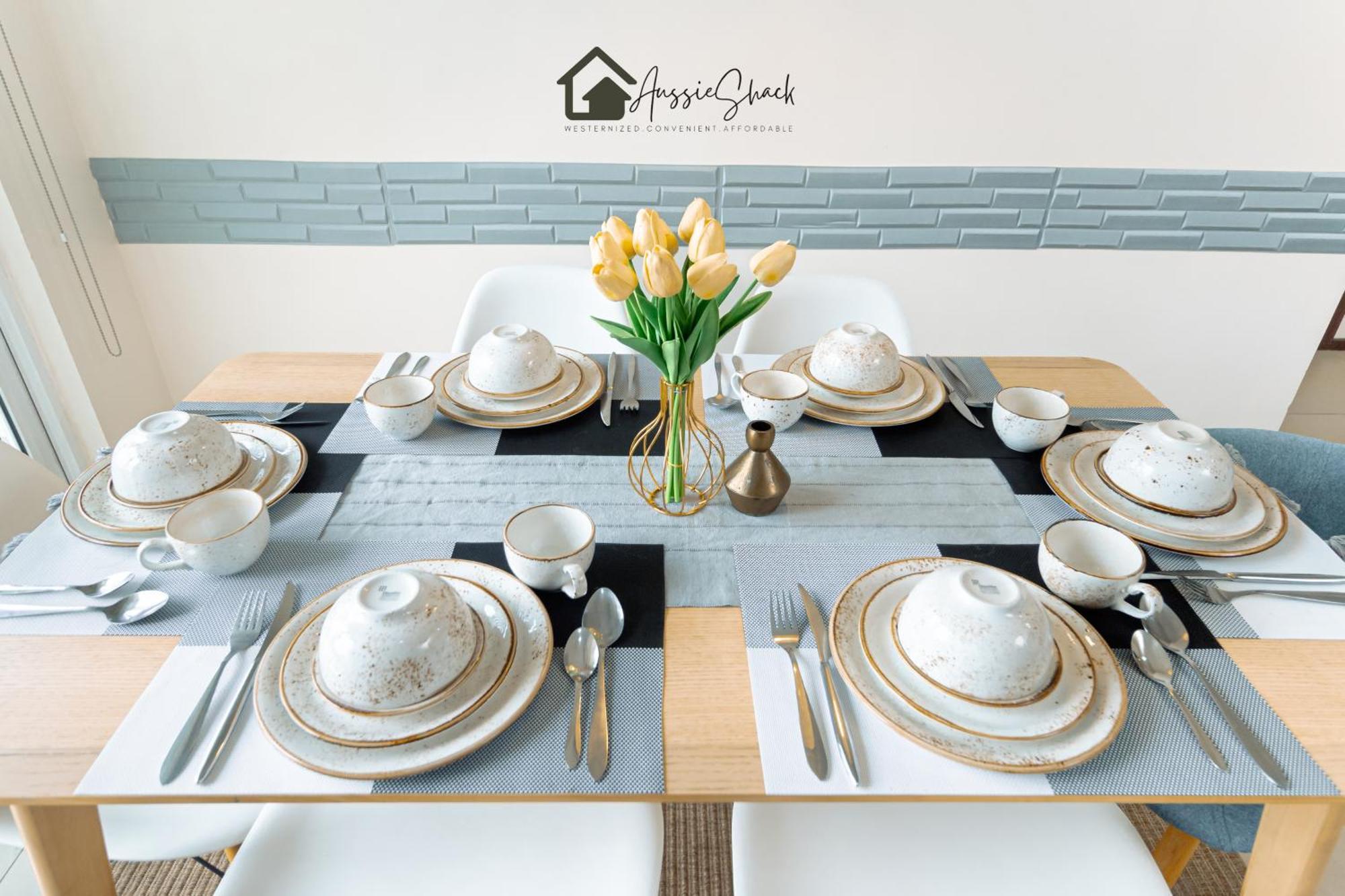Aussie Shack - 2br Modern With Skyline View Apartment *