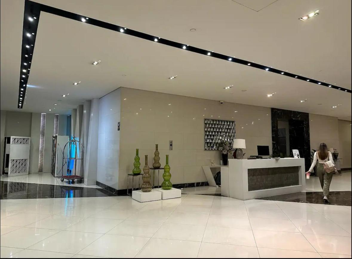 Apartment Unique Fast Wifi Free Pool & Gym In Eastwood Manila