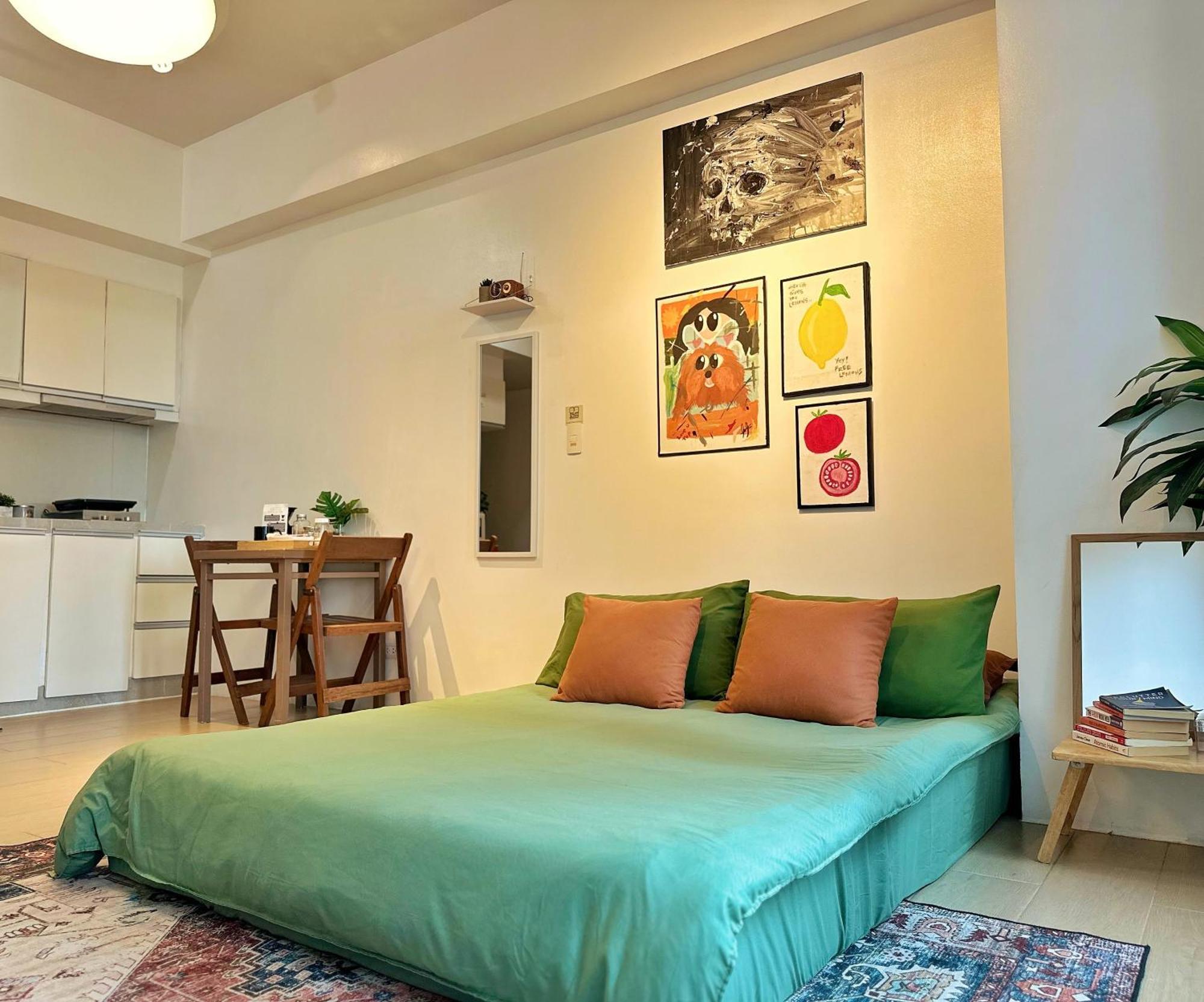 Unique Fast Wifi Free Pool & Gym In Eastwood * Manila