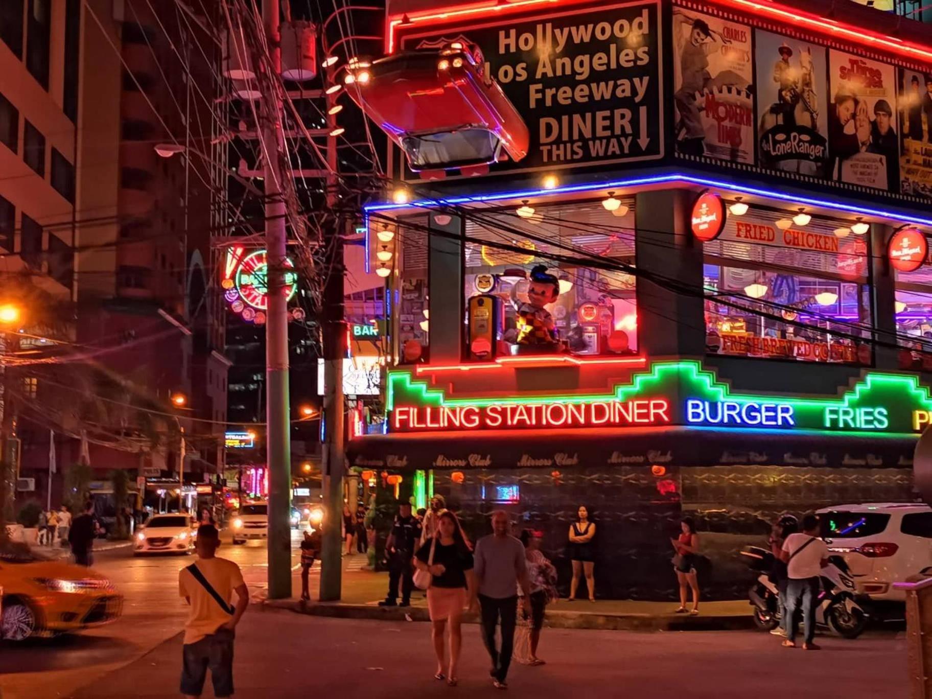 Apartment Ultimate Family Staycation At Gramercy Residences Makati Manila