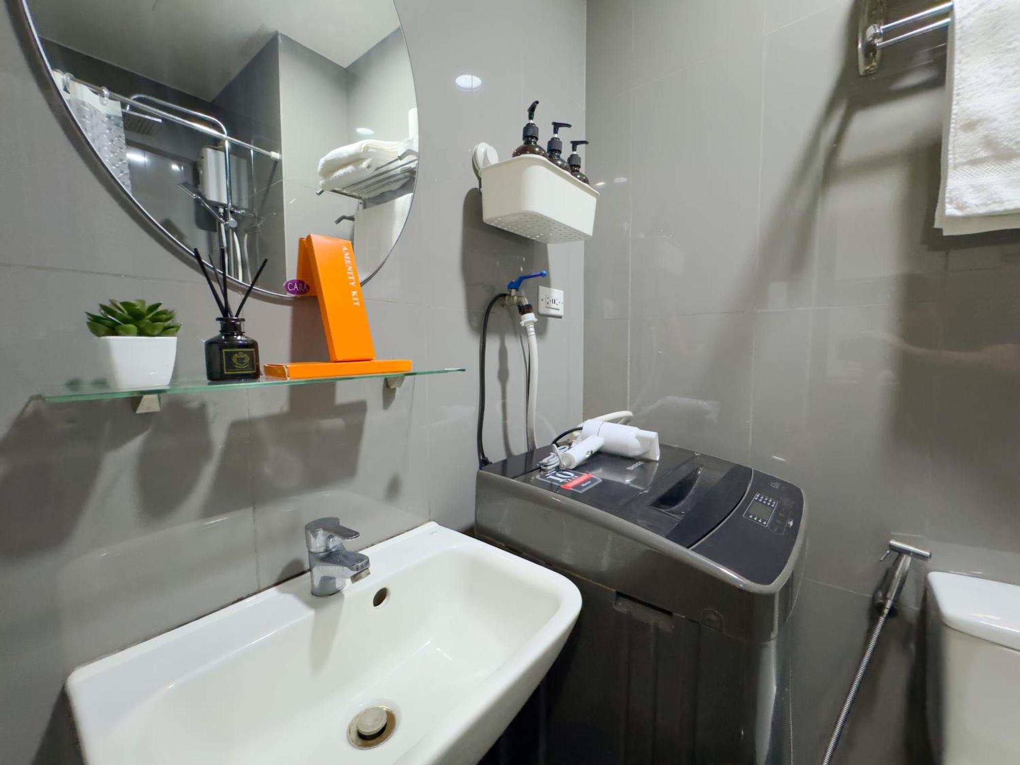 1br Makati, Air Residences M008 * Manila