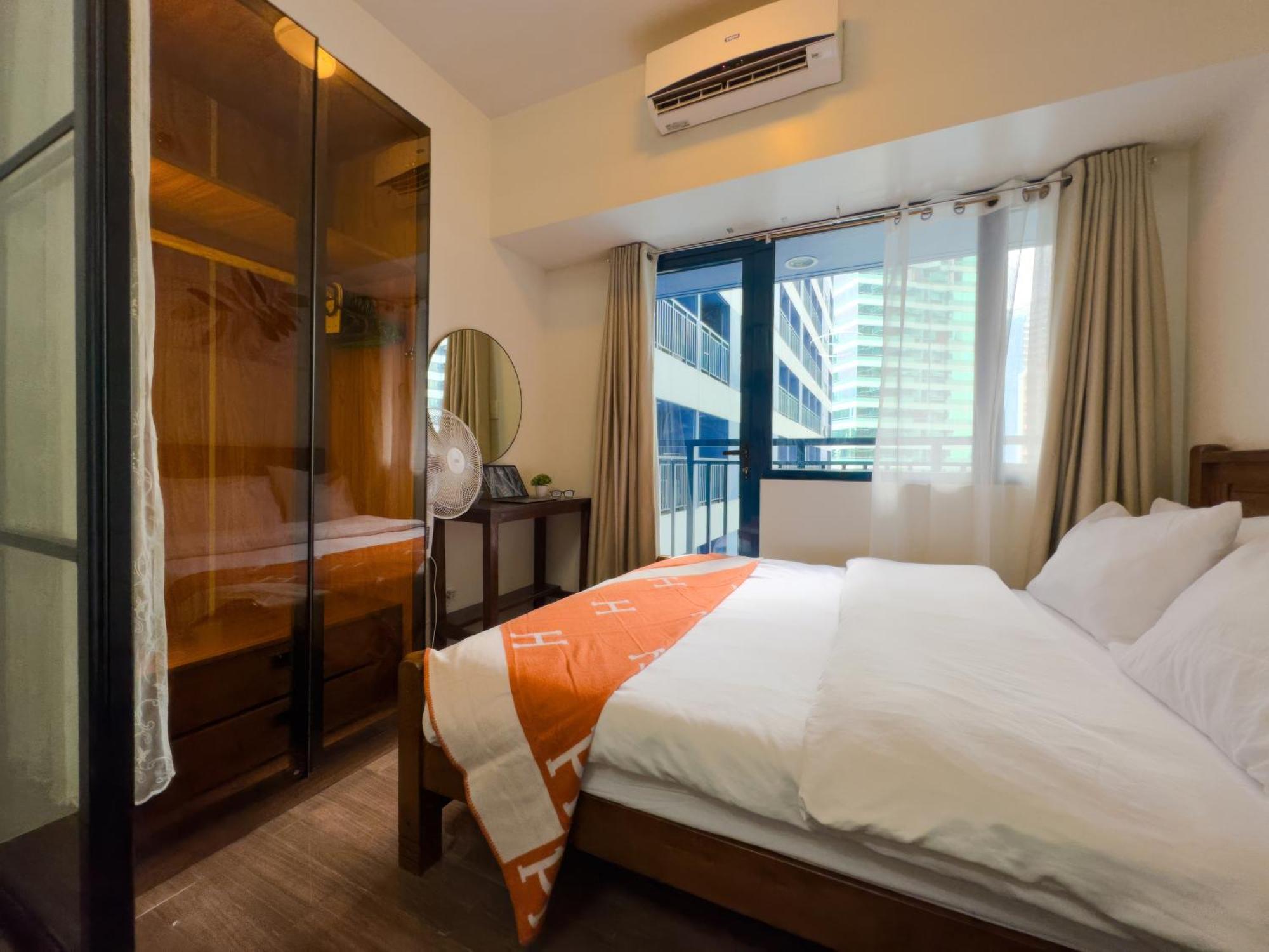1br Makati, Air Residences M008 * Manila