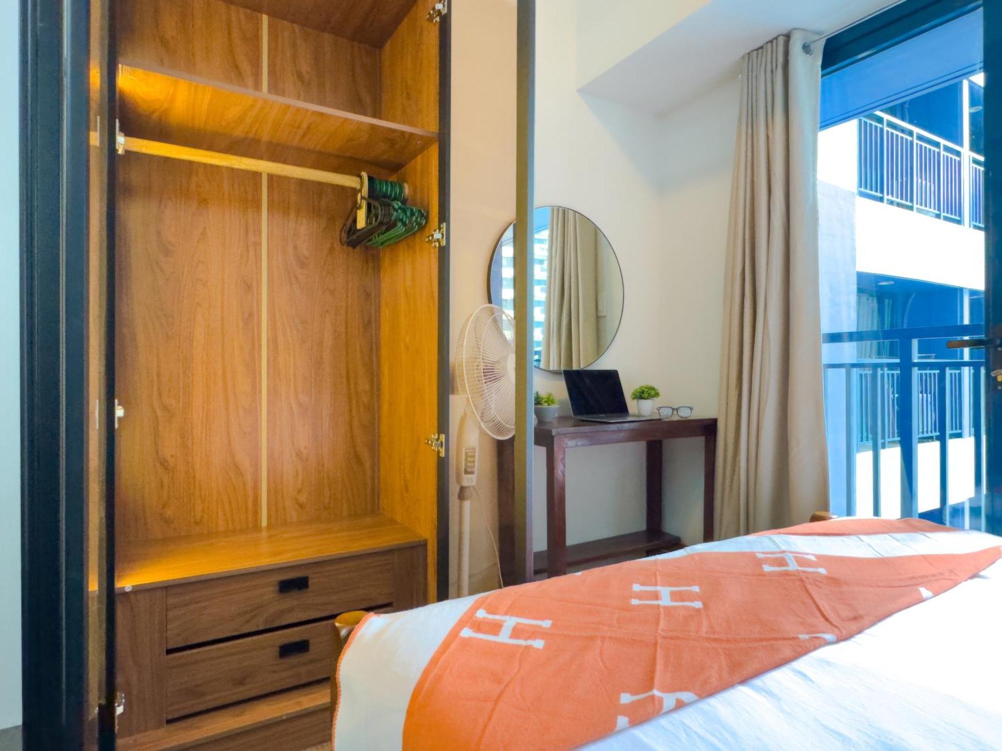 1br Makati, Air Residences M008
