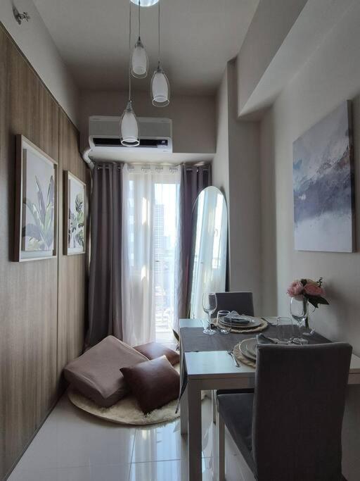 1br Unit At Coast Residences * Manila