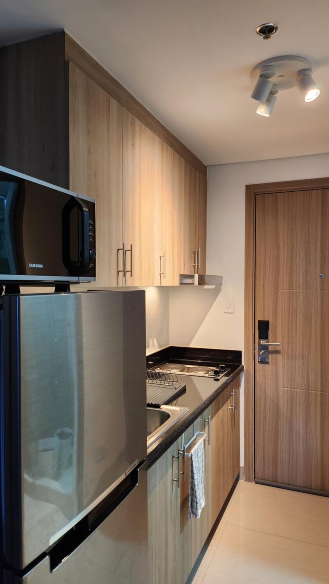 The New At Shore 2 Residences Manila
