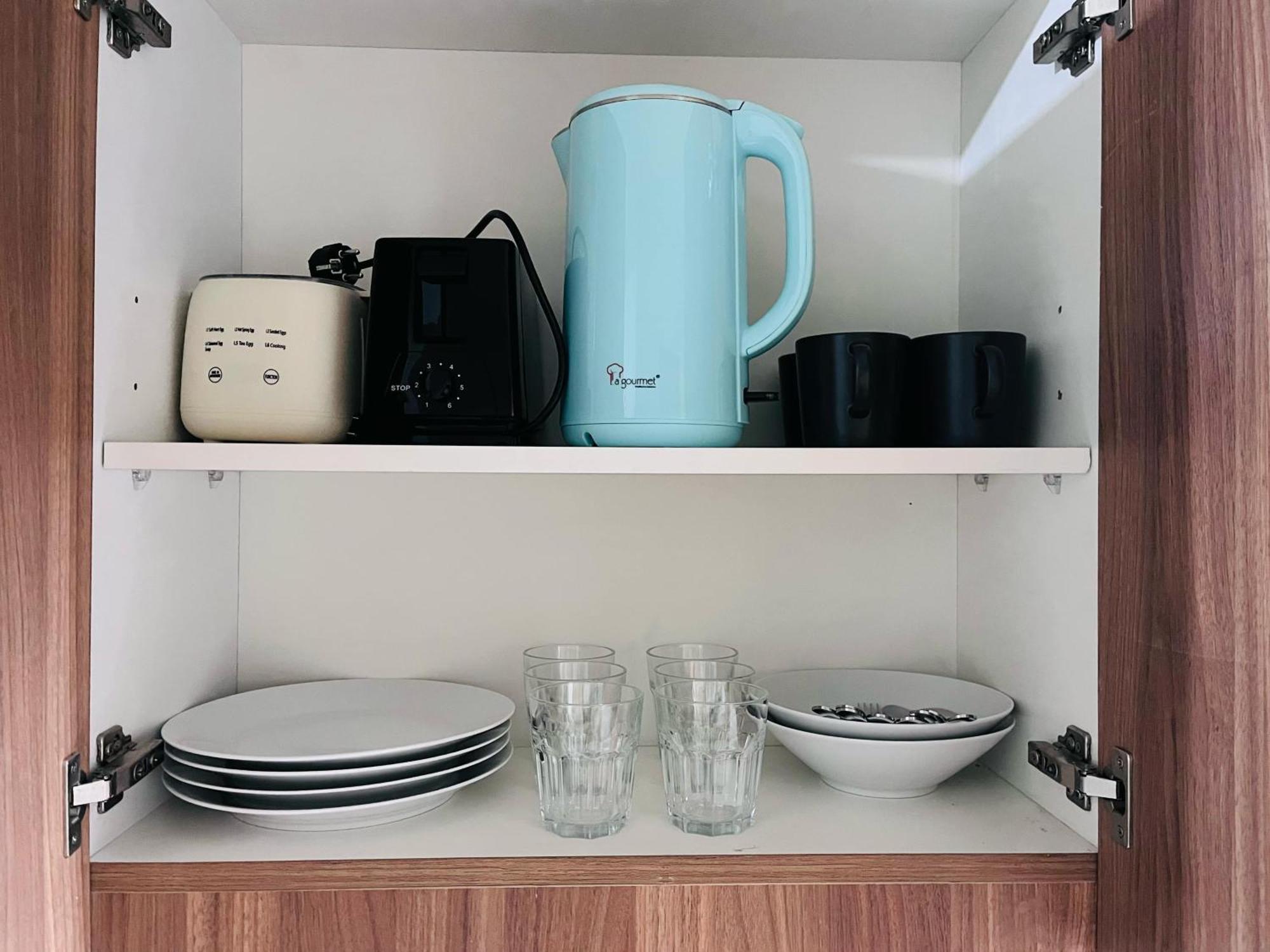 Modern Escape Near Moa And Airport With Balcony And Fast Wifi Apartment *