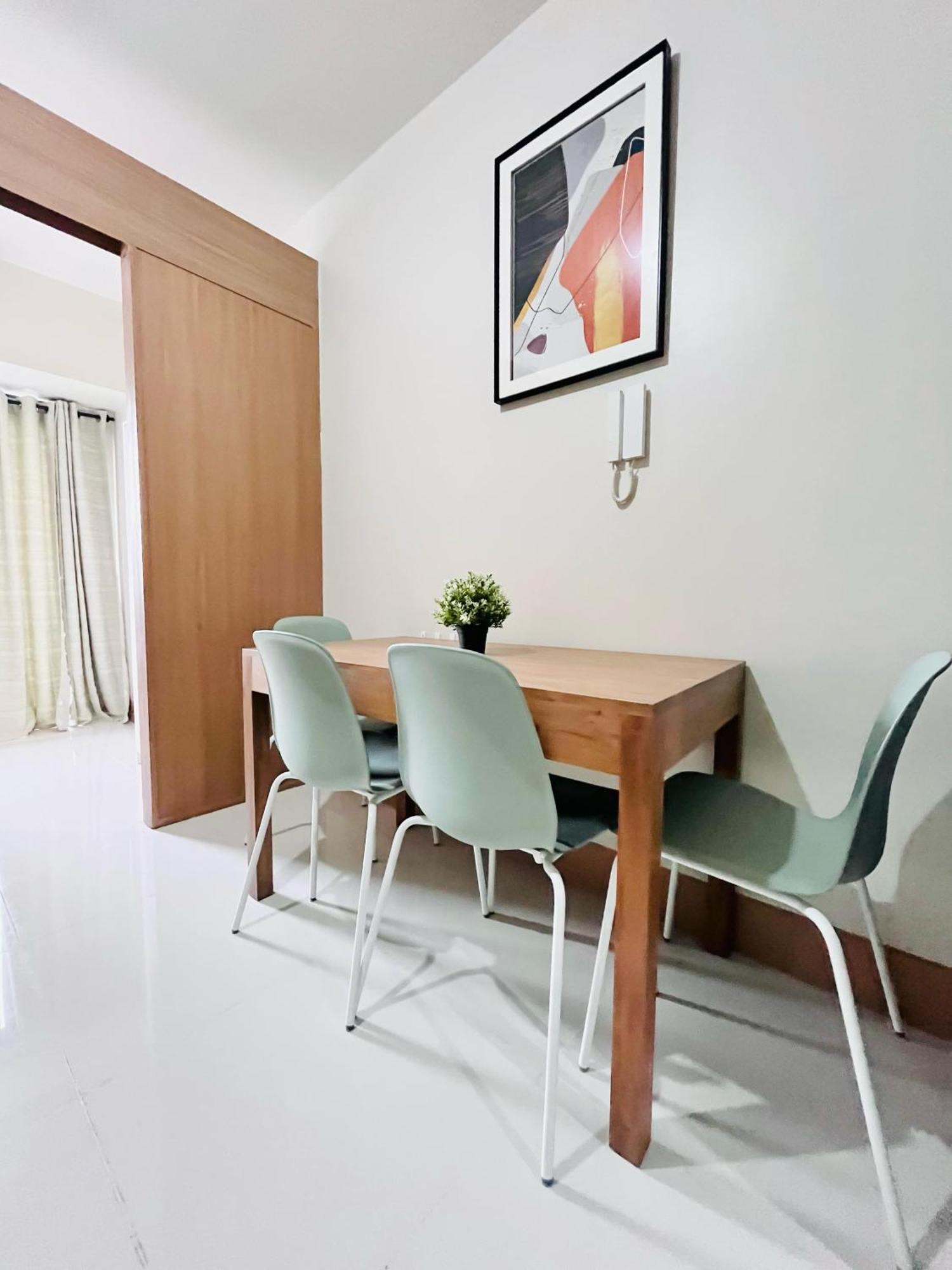Modern Escape Near Moa And Airport With Balcony And Fast Wifi