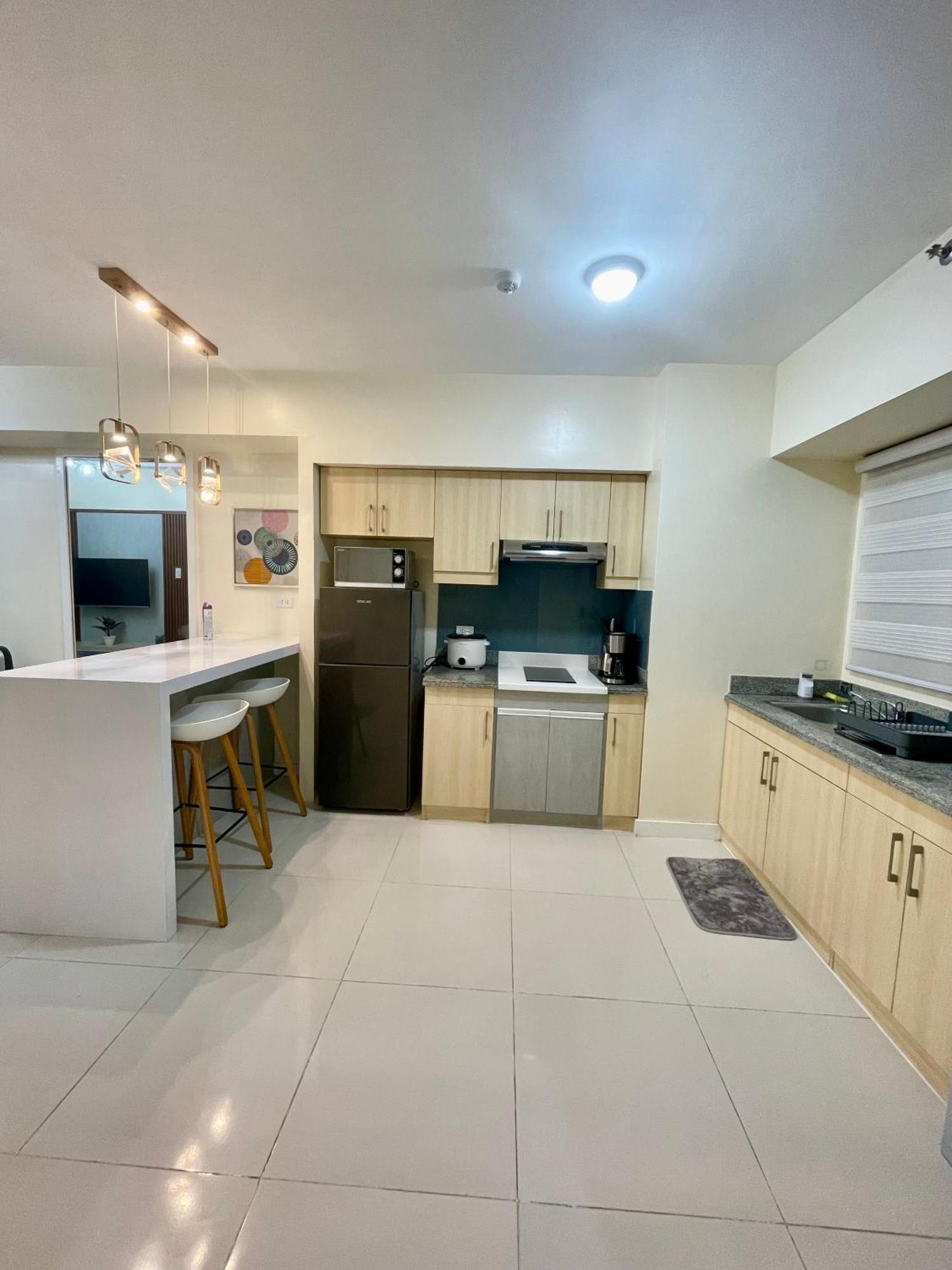 Apartment 2 Bedroom With Parking Balcony Fully Furnished Free Wifi Pool *
