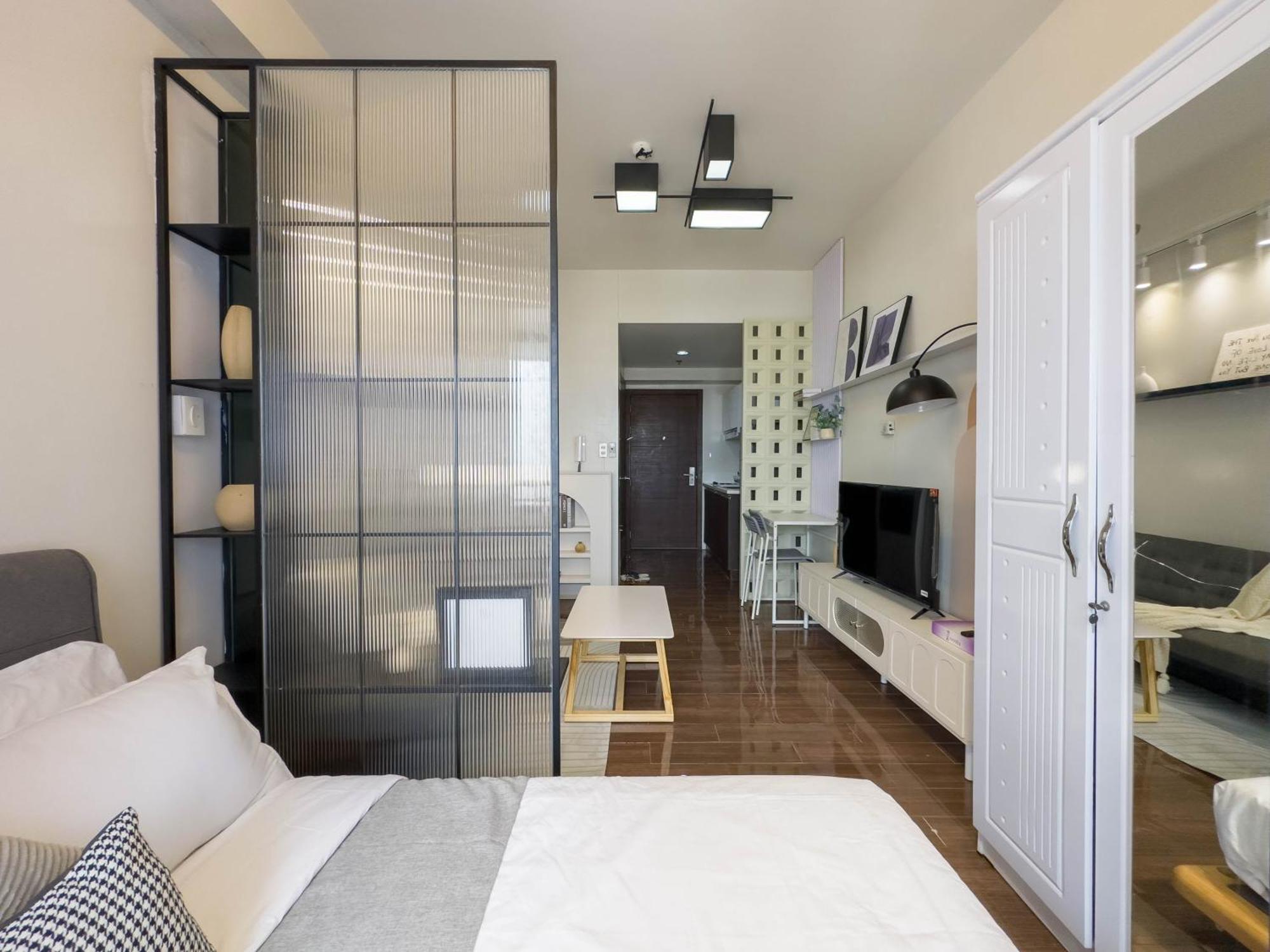 Gemstonebr In Smdc Air Residences Apartment Manila