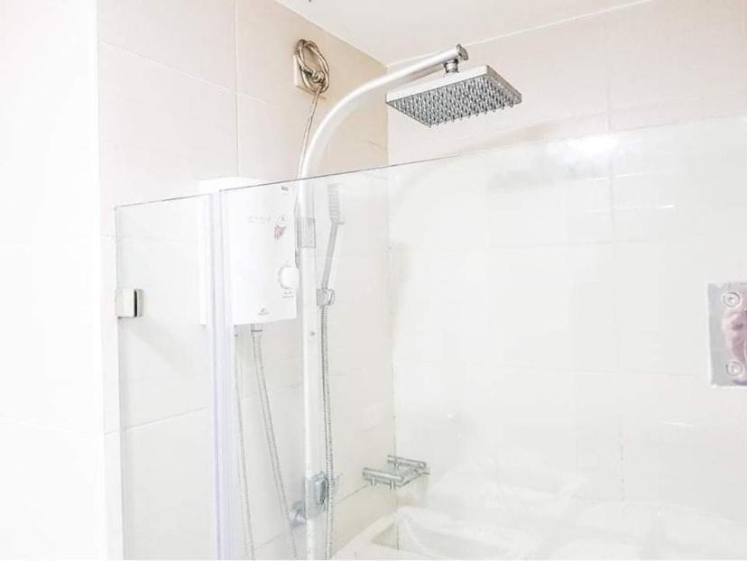 Homey Makati Unit With Netflix Apartment