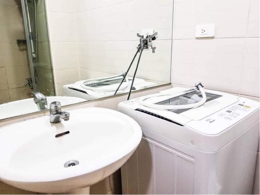 Apartment Homey Makati Unit With Netflix *