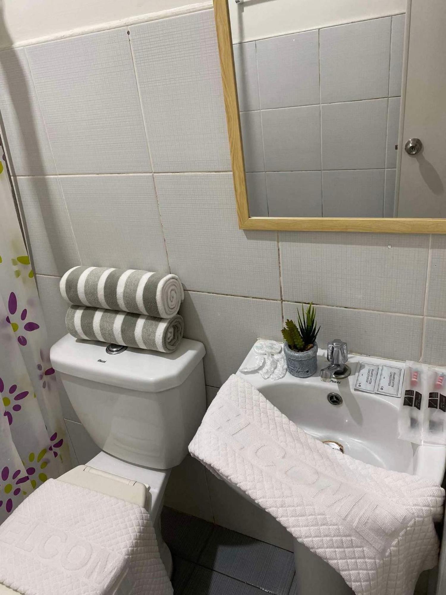Aira Staycation Apartment