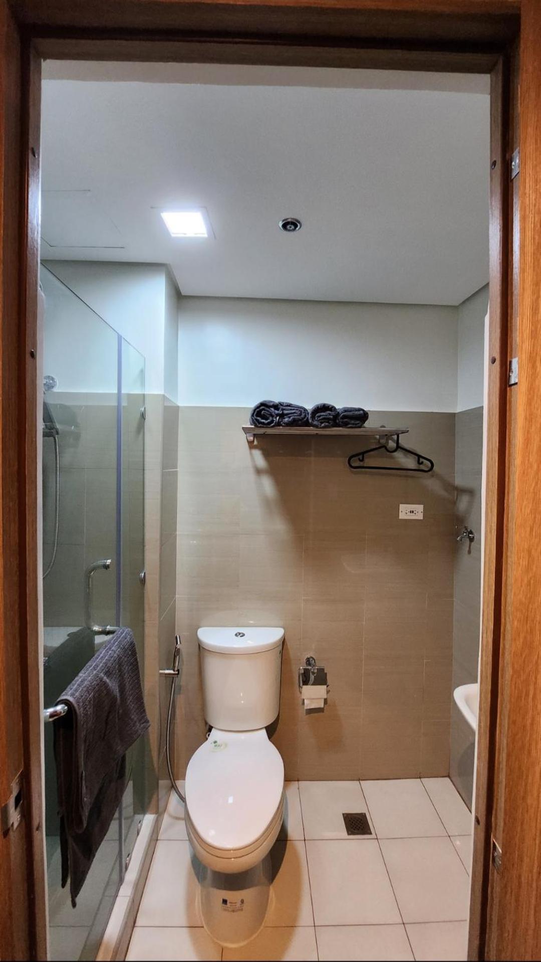 The New At Shore 2 Residences Apartment *