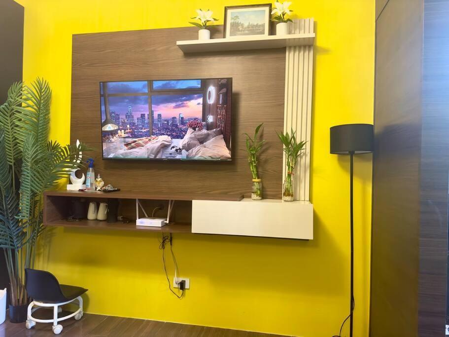 Lush Out In Style At Airresidences No38 Apartment *