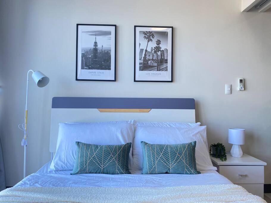 Bayview 2br Family In Uptown Bgc Near Mall Apartment *