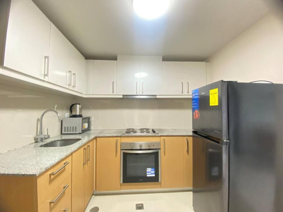 Bayview 2br Family In Uptown Bgc Near Mall *