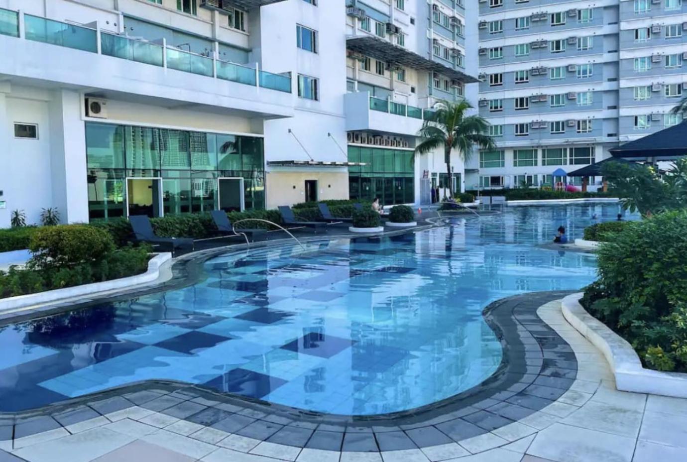 Cozy Beacon Tower Makati *