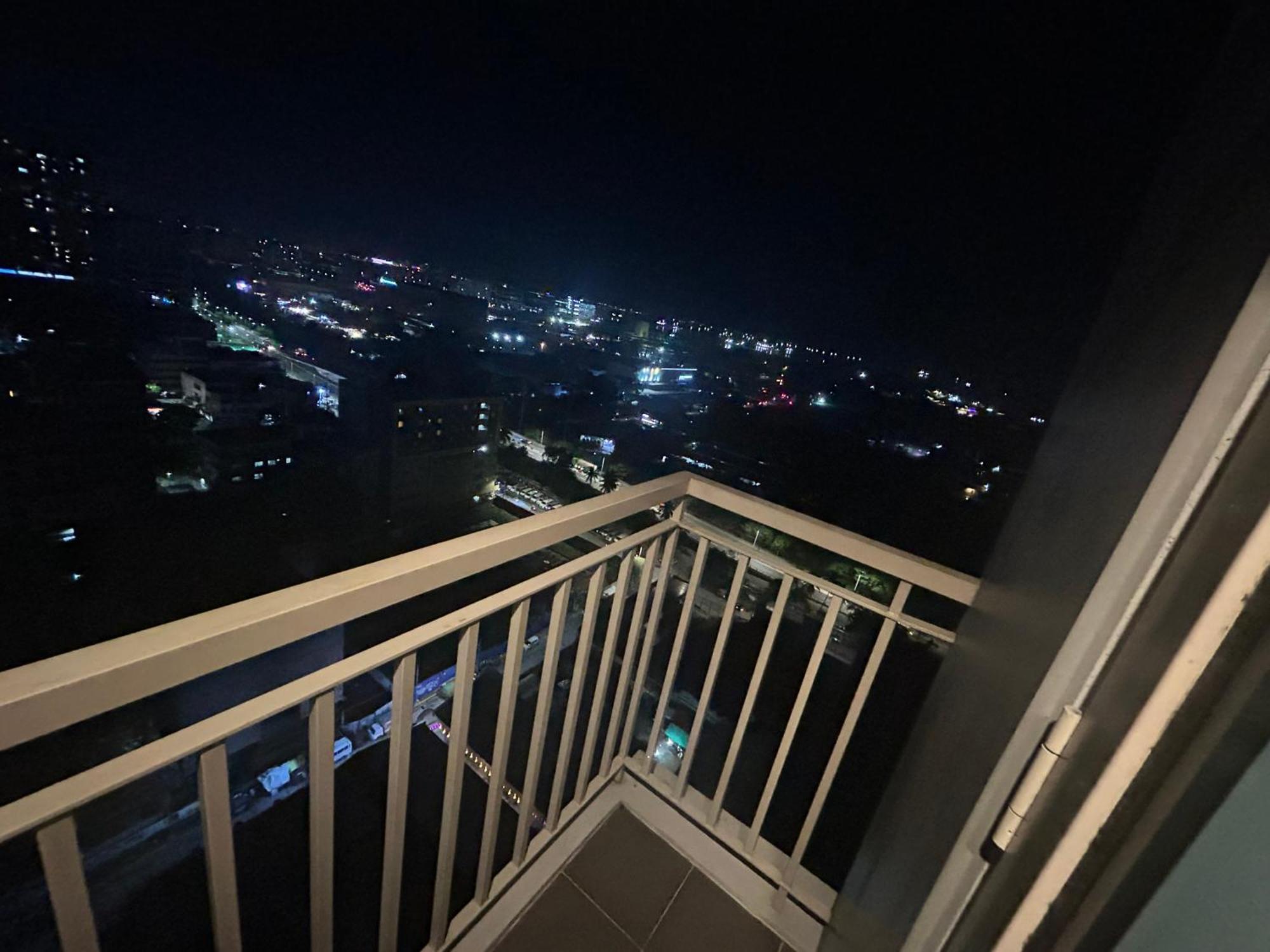 2br Coast Residences * Manila