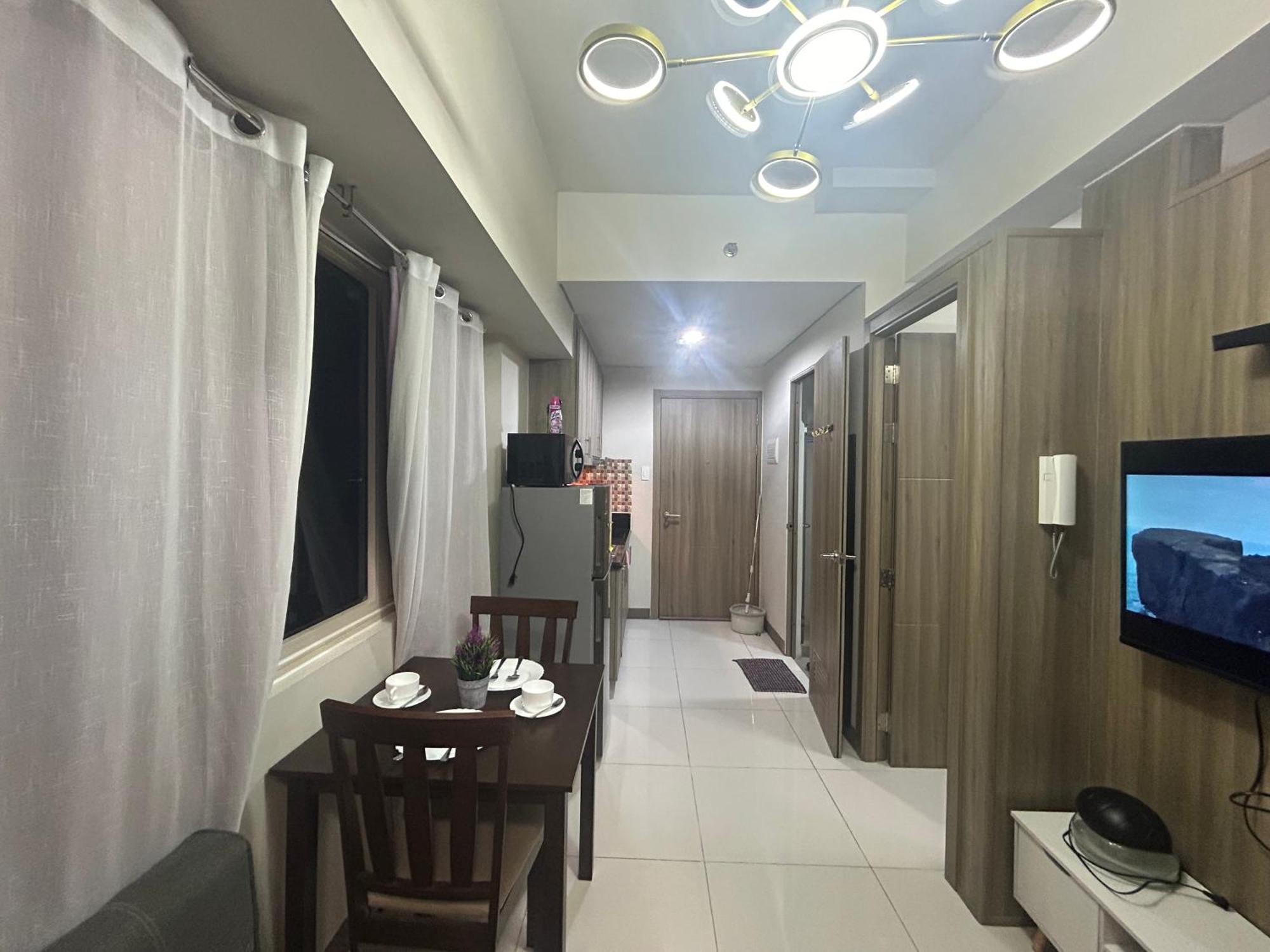 Apartment 2br Coast Residences
