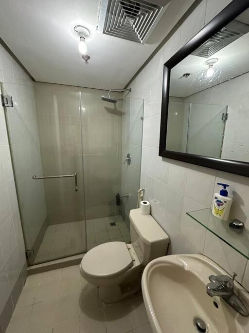 1br Bsa Twin Towers With Pool Access Netflix Across Sm Megamall Apartment *