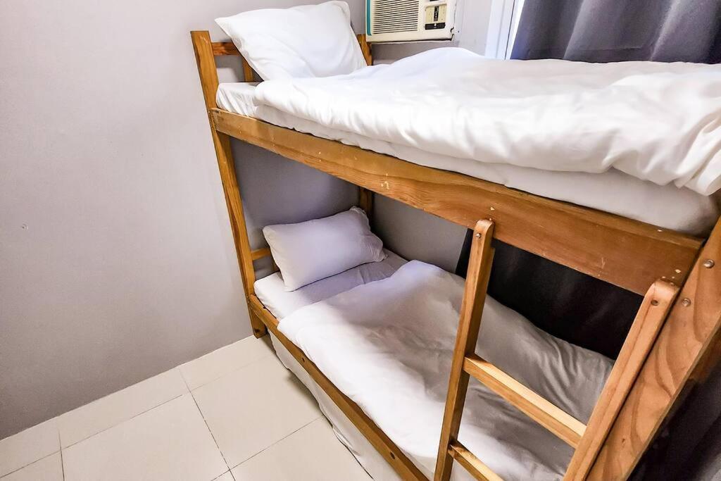 Apartment Homey 2br 5 In Makati Manila