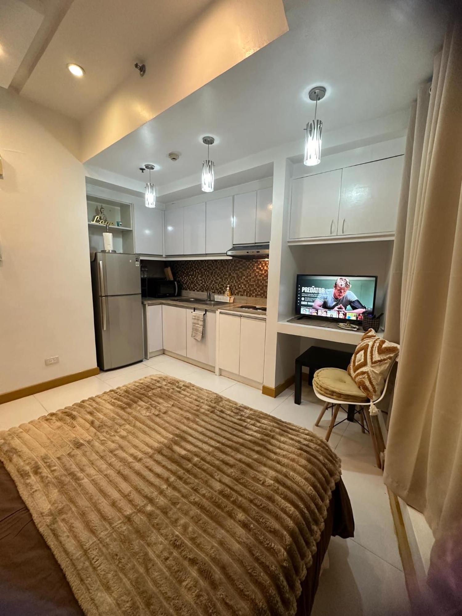 Cozy Place With View At Greenbelt Makati Apartment Manila