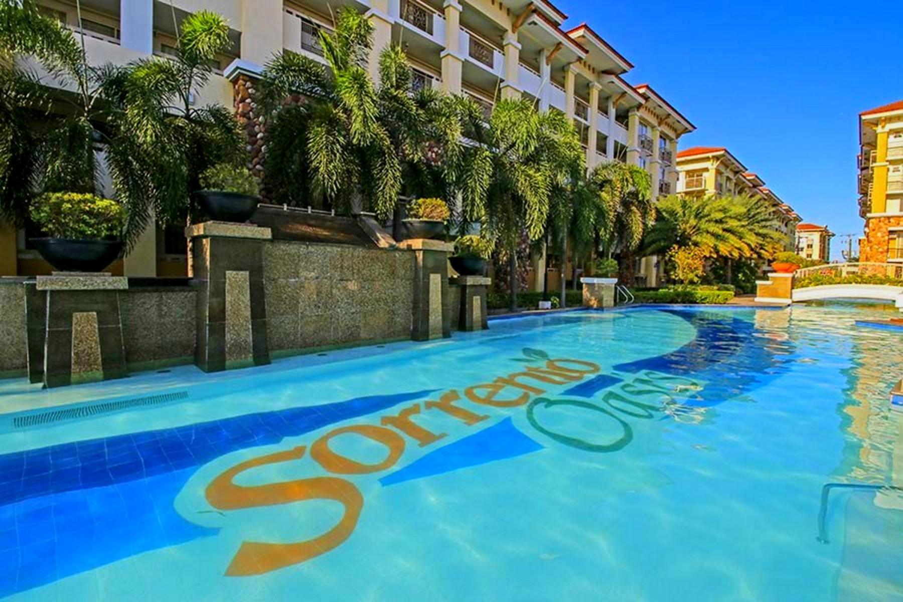 2br Italian-inspired Unit, Balcony Pool View Apartment Manila