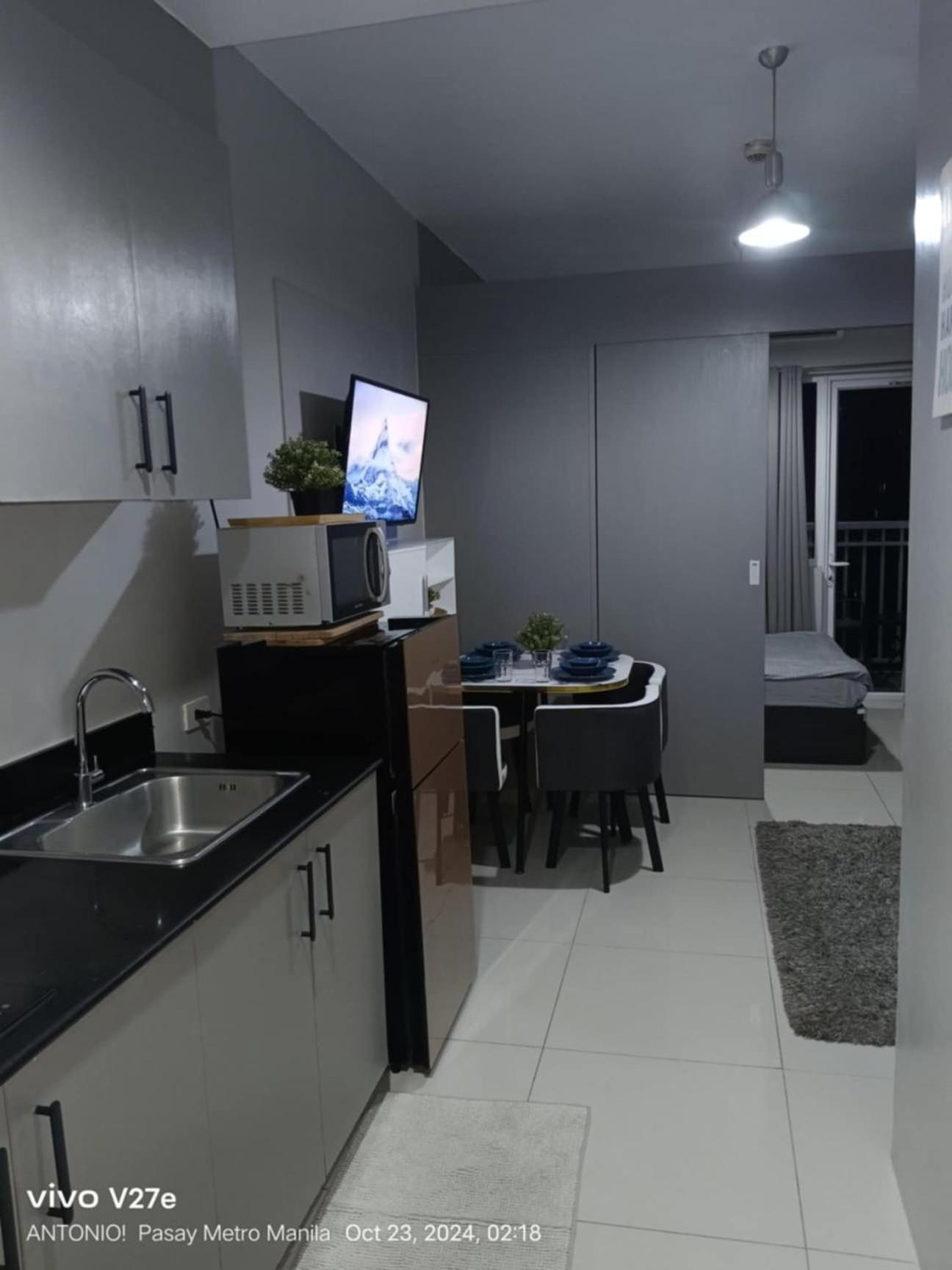 Skyview Condotel Free Wifi&netflix Near Moa&naia * Manila