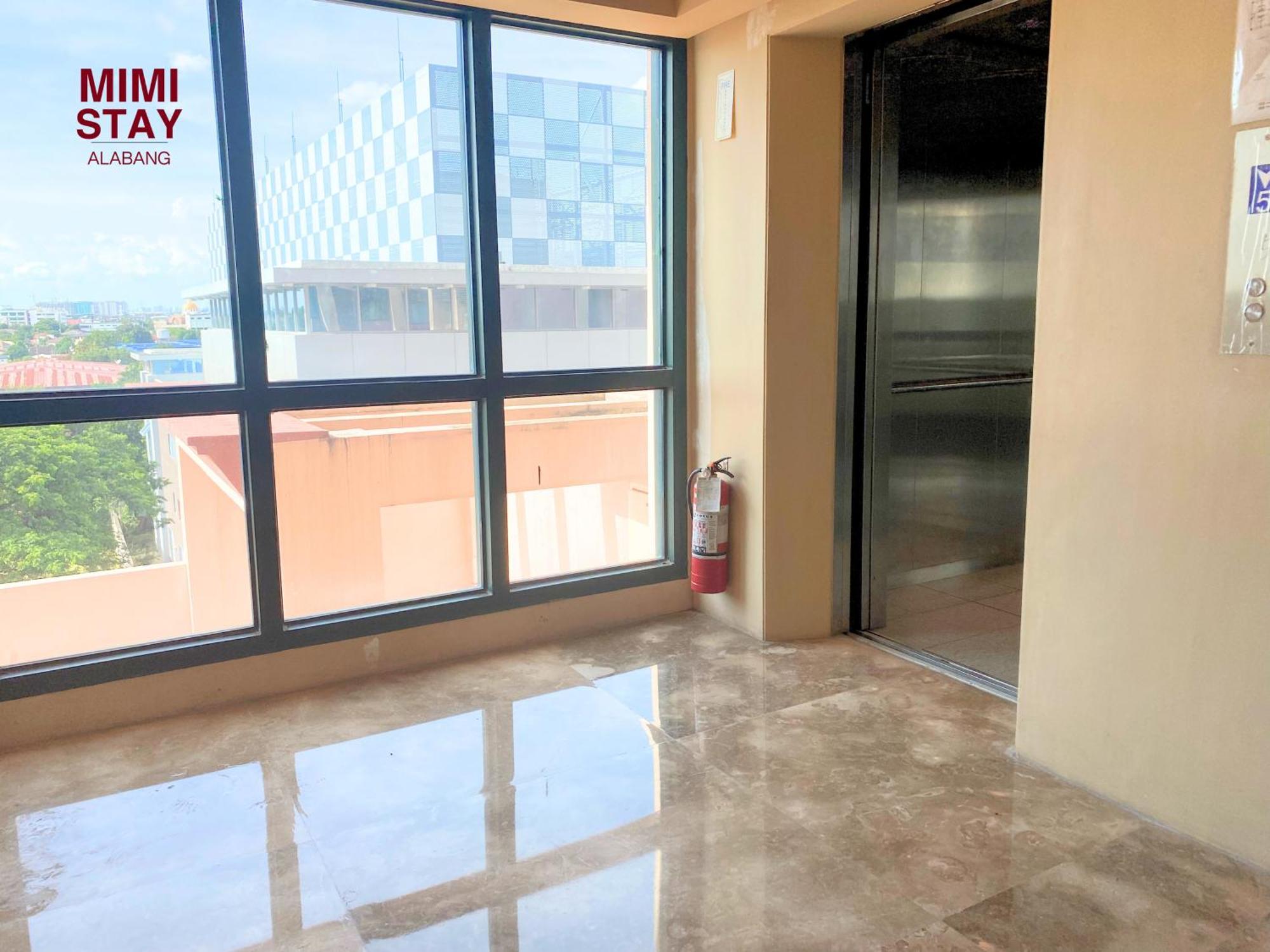 Apartment Mimi At Two Condominium, Northgate Cyberzone Alabang, Muntinlupa