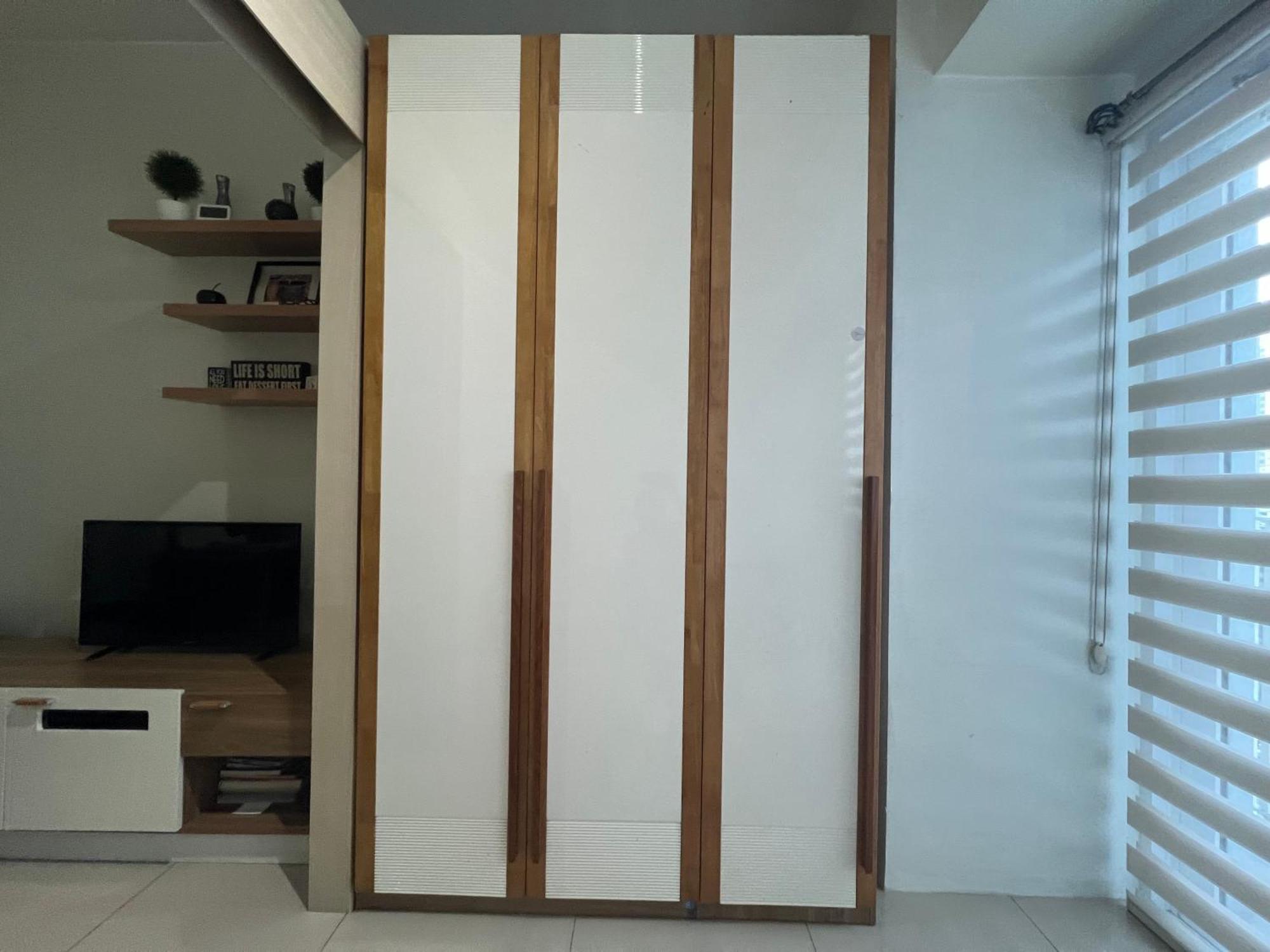 Makati High Rise 1 Bedroom With Balcony