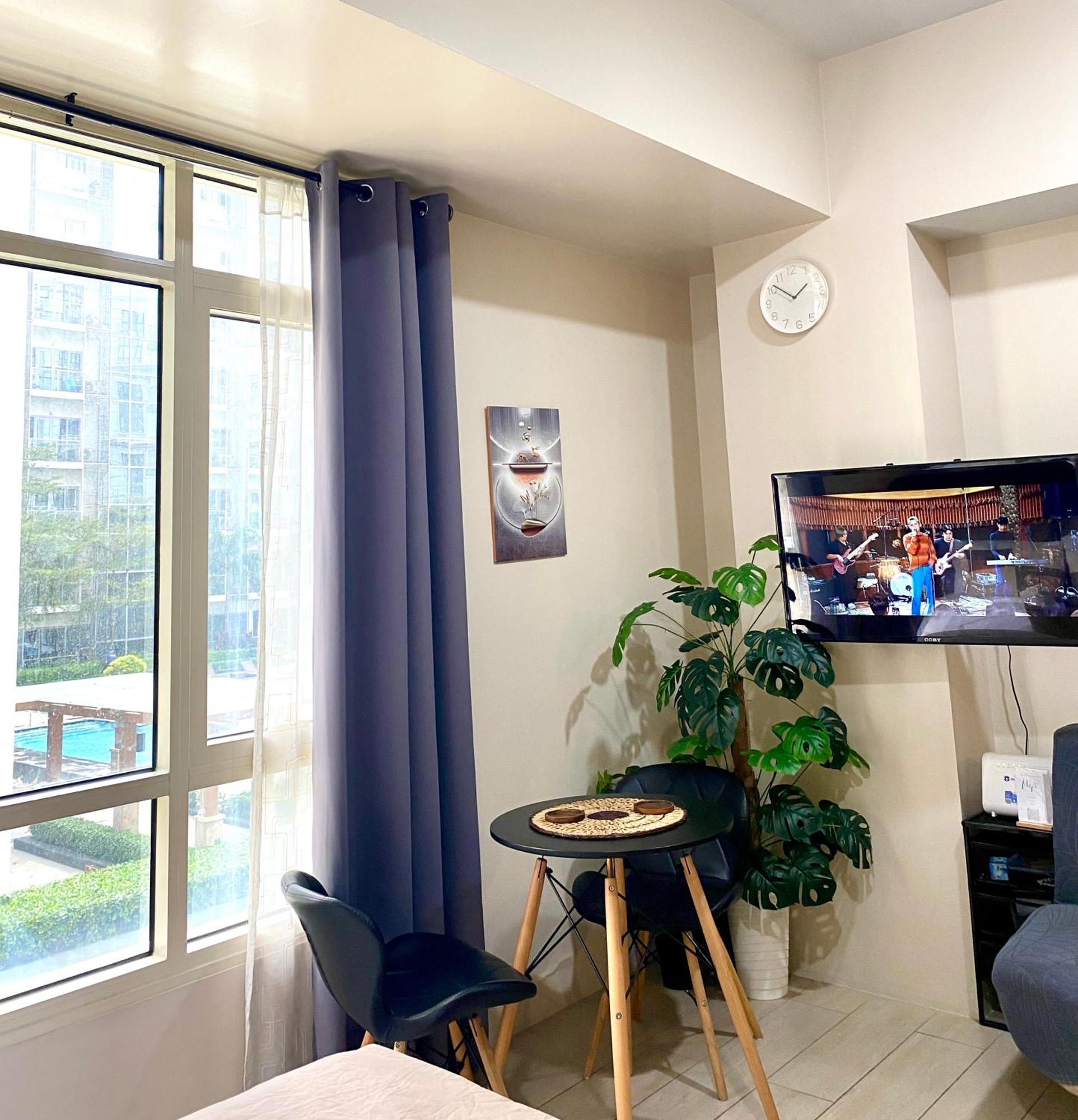 Layover Staycation Walking Distance To Naia T3 Apartment *