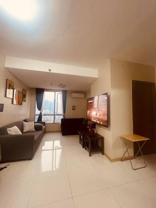 2br Tower3 Sunshine100 Pool Billiard 70 Inches Tv Karaoke Apartment Manila