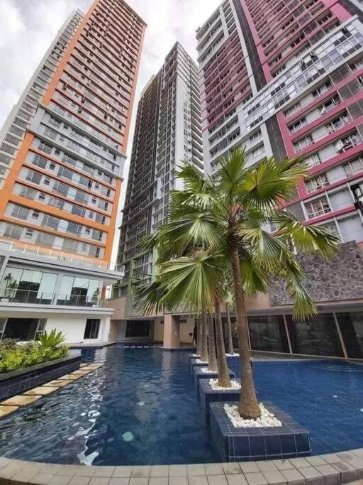 2br Tower3 Sunshine100 Pool Billiard 70 Inches Tv Karaoke Apartment *