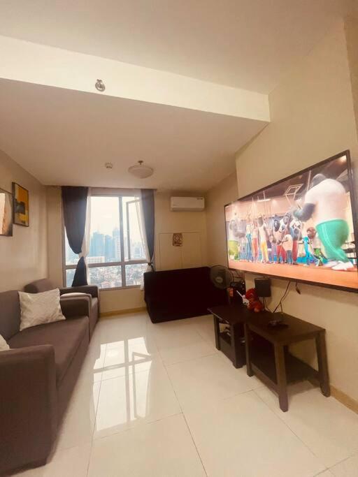 2br Tower3 Sunshine100 Pool Billiard 70 Inches Tv Karaoke Apartment Manila