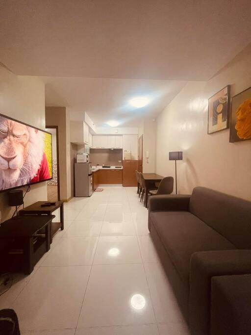 2br Tower3 Sunshine100 Pool Billiard 70 Inches Tv Karaoke Apartment