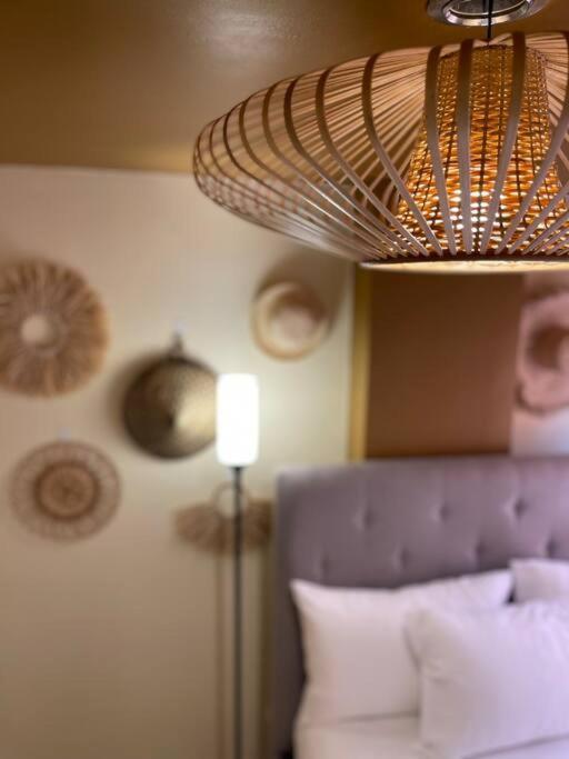 Hunter 2br Near Sm North And Waltermart Munoz Apartment Manila