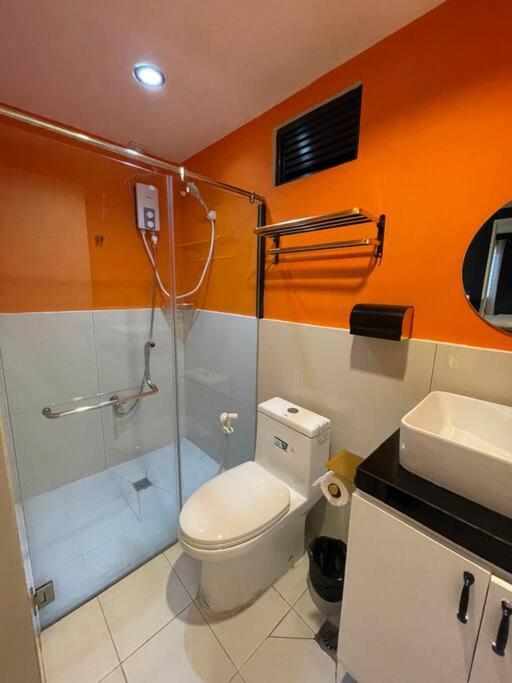 Dylan 2 Bedroom Near Sm North And Waltermart Munoz