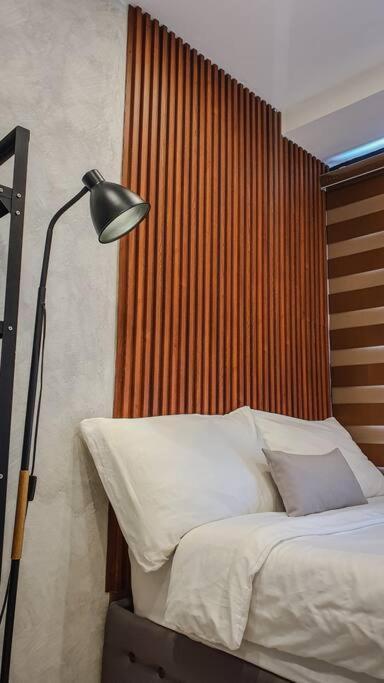 Apartment Ella 2 Bedroom Near Sm North And Waltermart Munoz Manila