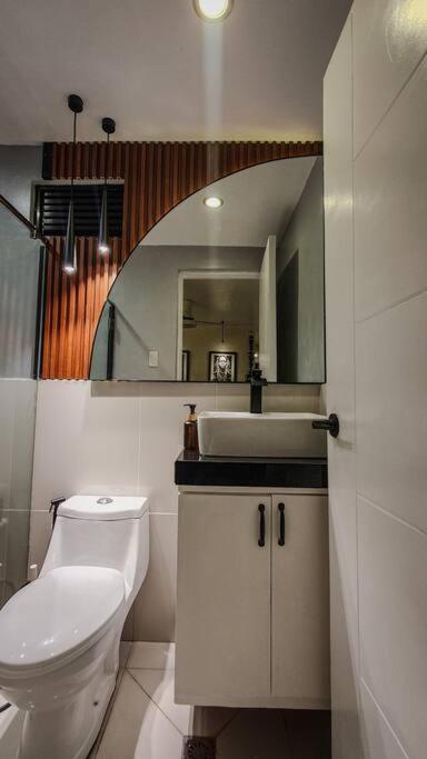 Ella 2 Bedroom Near Sm North And Waltermart Munoz Apartment *