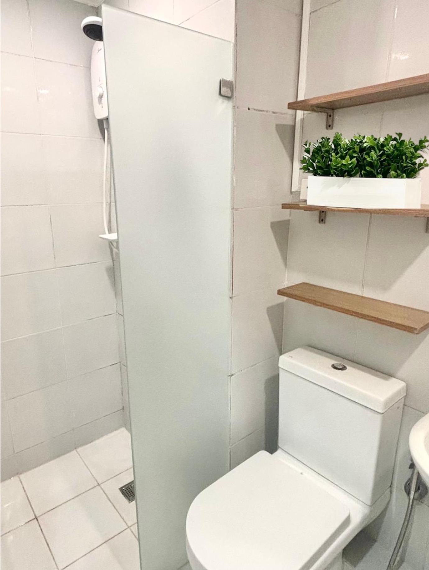 Modern Minimalist 2br Unit Sorrento Oasis Apartment Manila