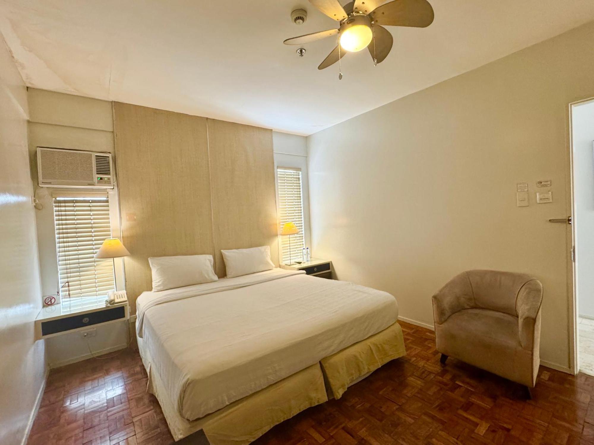 The Clipper House, Poblacion Makati Apartment *