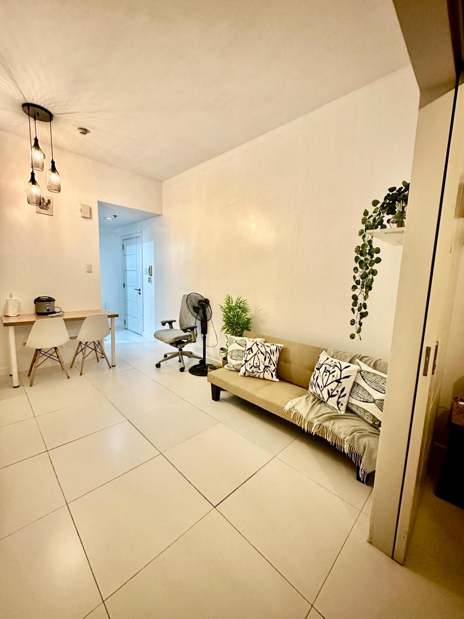 One Bedroom With Netflix At Greenbelt Makati Apartment