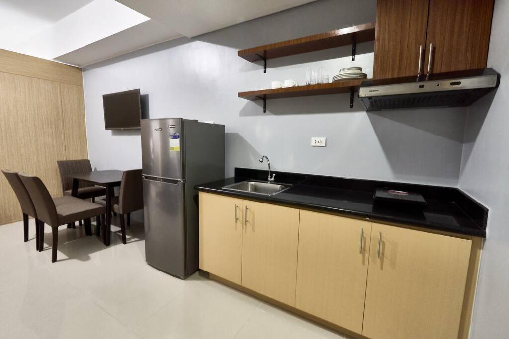 Apartment Sm North Edsa Staycation Oasis