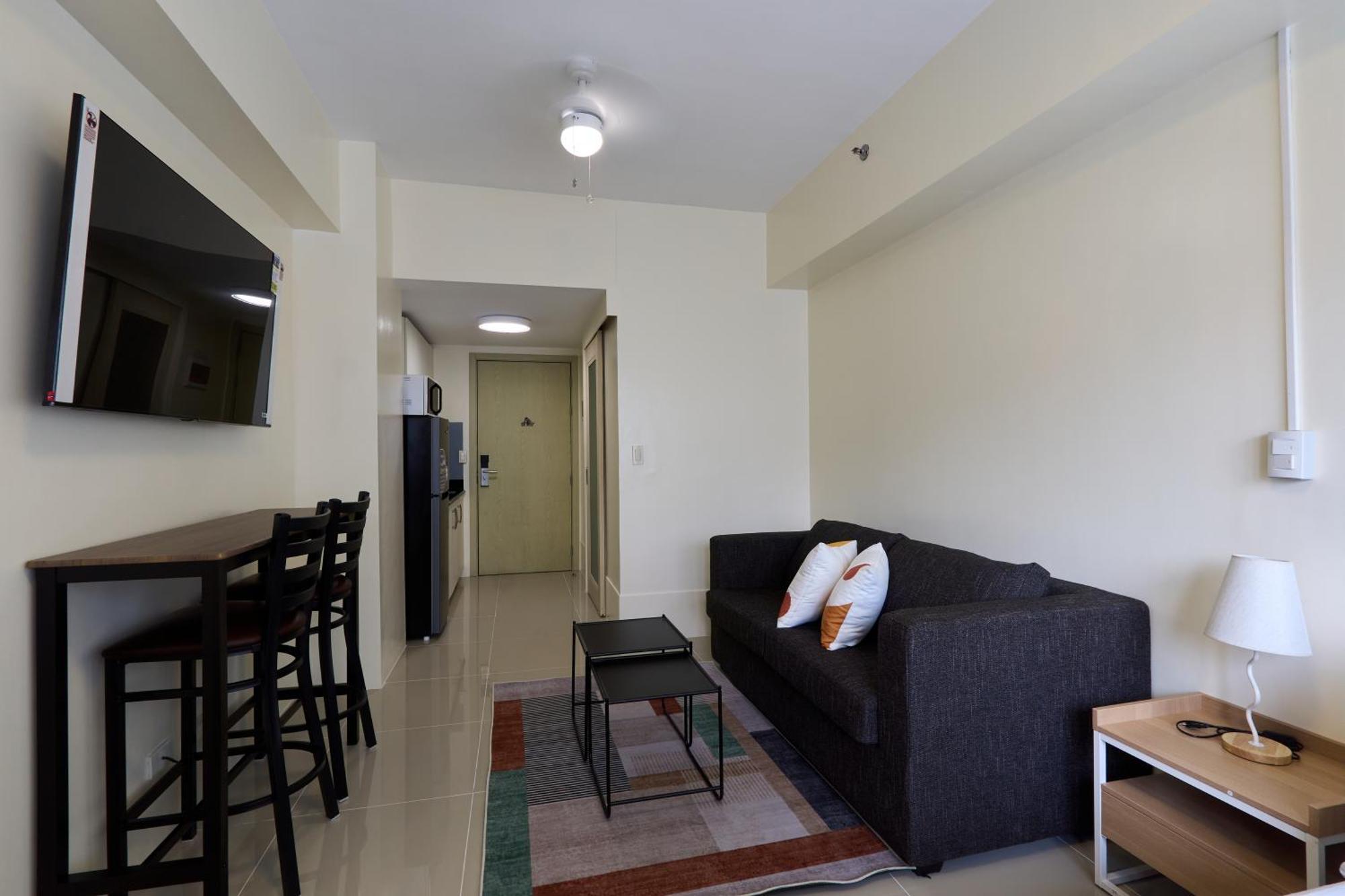 Apartment The Life - Level 42 At Makati