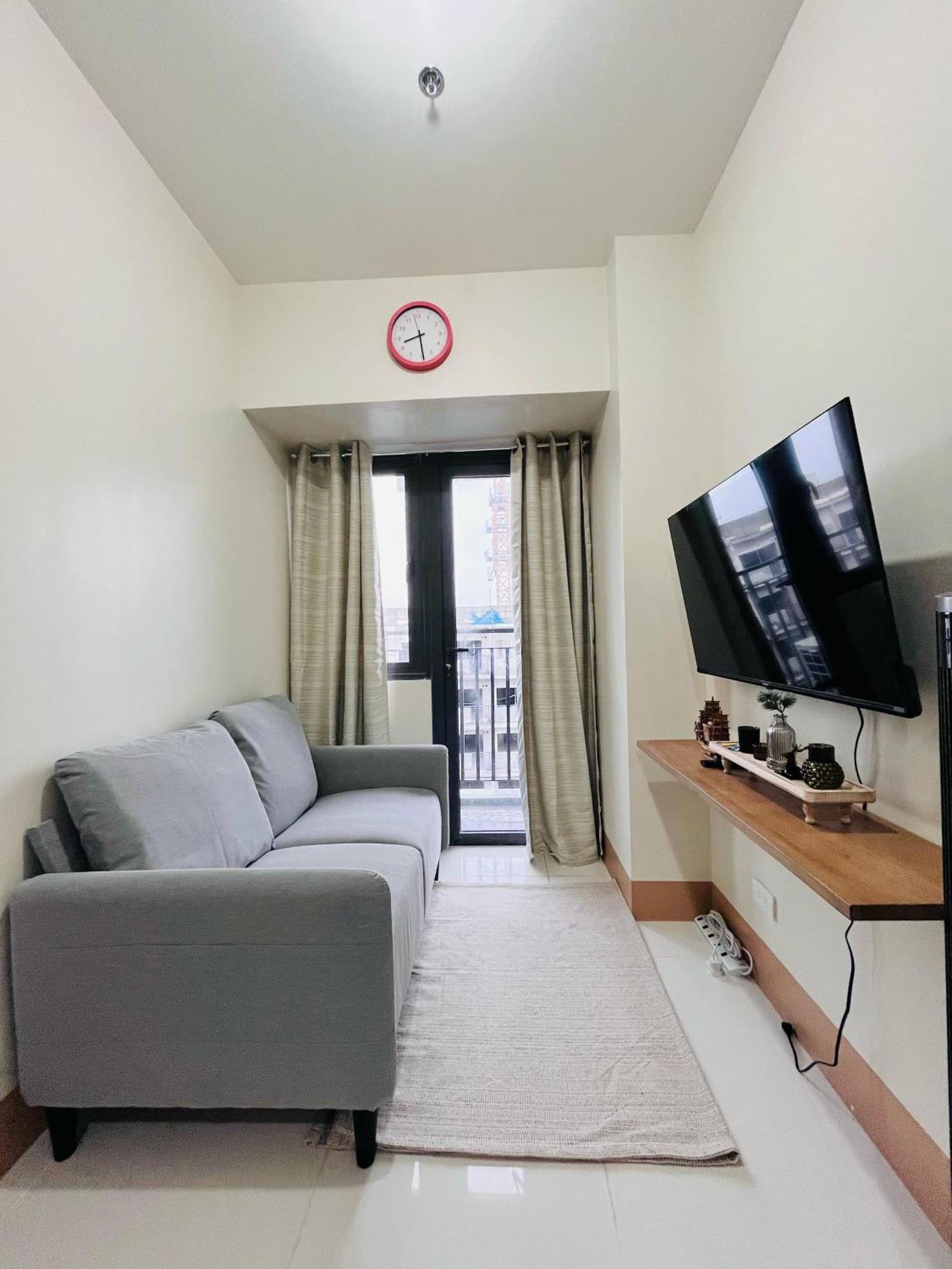Modern Escape Near Moa And Airport With Balcony And Fast Wifi Apartment