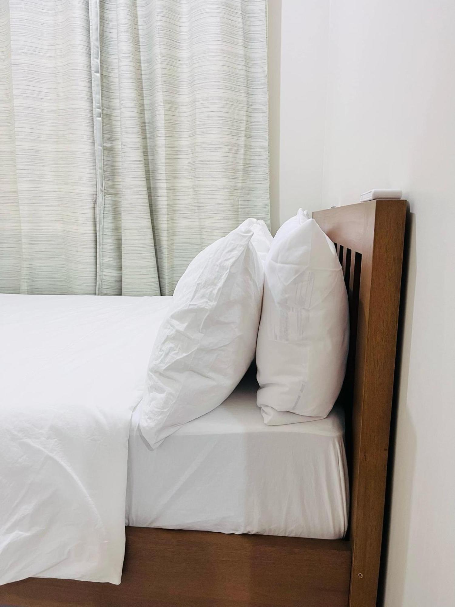 Modern Escape Near Moa And Airport With Balcony And Fast Wifi * Manila